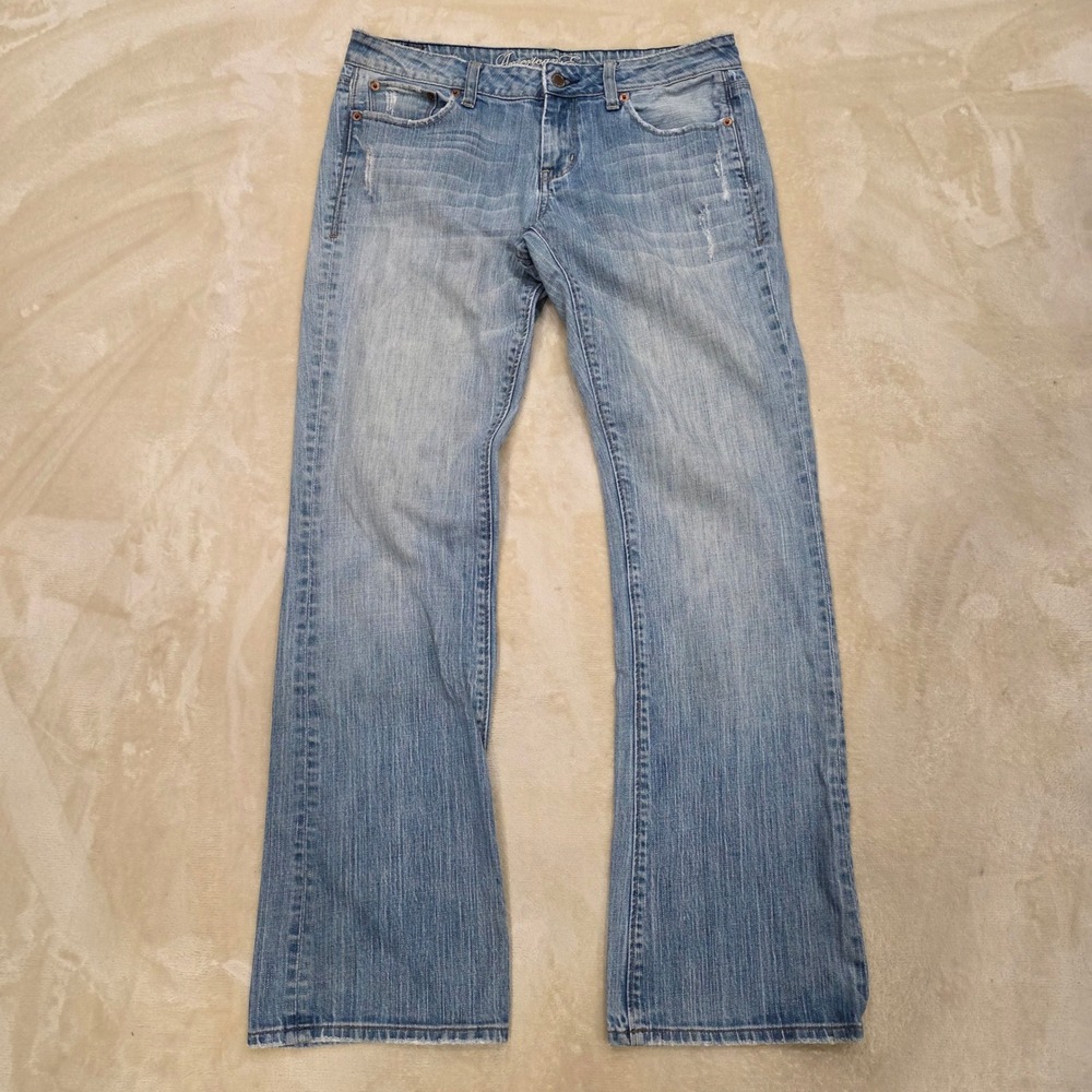 American Eagle True Boot Jeans Womens Size 8 Light Wash Y2K Bootcut Distressed
